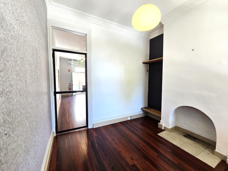 Click to view all images Level 1/220 Clarendon Street South Melbourne VIC 3205 - Image 2