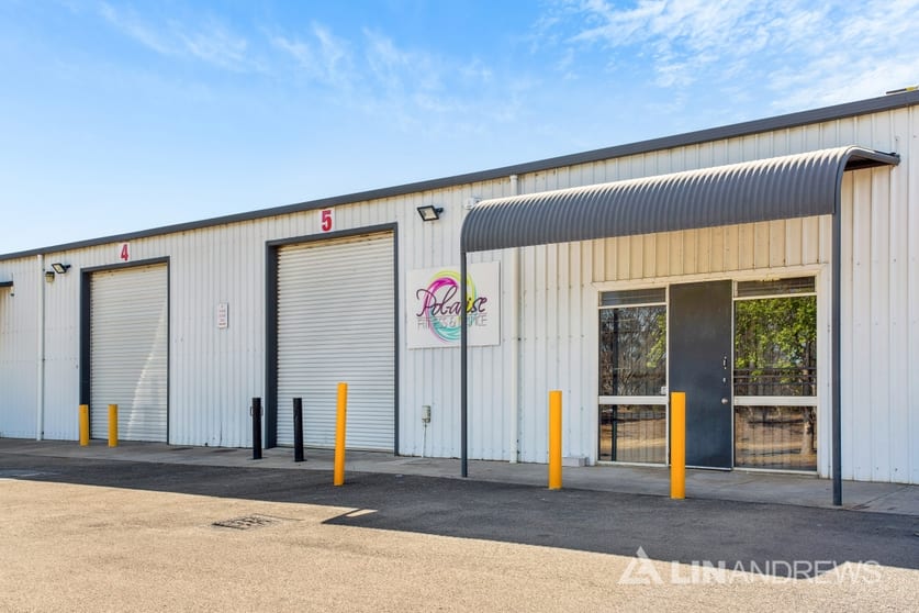 Click to view all images Unit 5/2 Armiger Court Holden Hill SA 5088 - Image 3