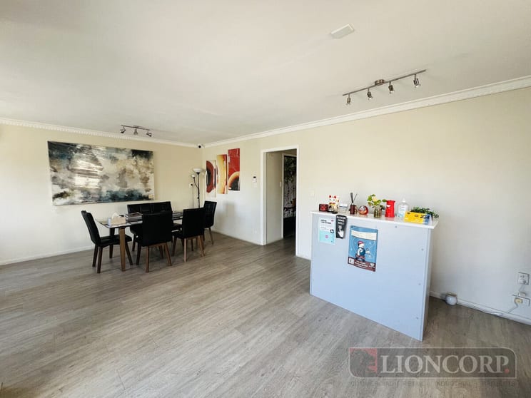 Click to view all images Coopers Plains QLD 4108 - Image 2