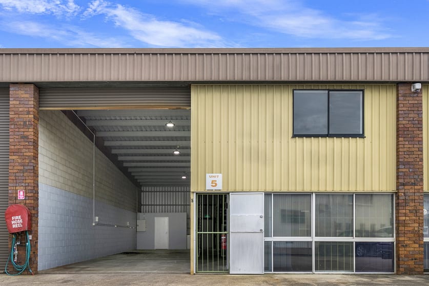 Click to view all images 5/30 Duntroon Street Brendale QLD 4500 - Image 1