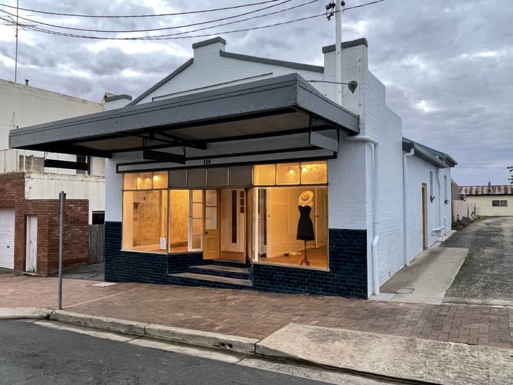 Click to view all images 3/114 High Street Tenterfield NSW 2372 - Image 2