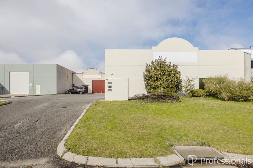 Click to view all images 1 & 2/38 Industry Street Malaga WA 6090 - Image 2