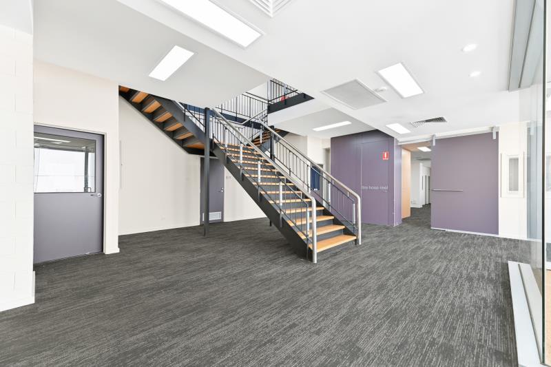 Click to view all images 956 Stud Road Rowville VIC 3178 - Image 2