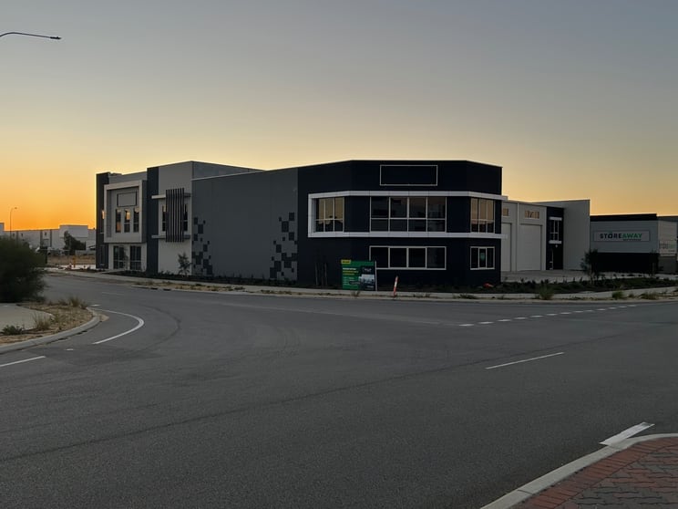 Click to view all images 11 Pinnacle Drive Neerabup WA 6031 - Image 2