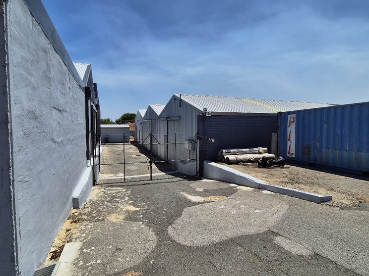 Click to view all images 32B McCoy Street Myaree WA 6154 - Image 3