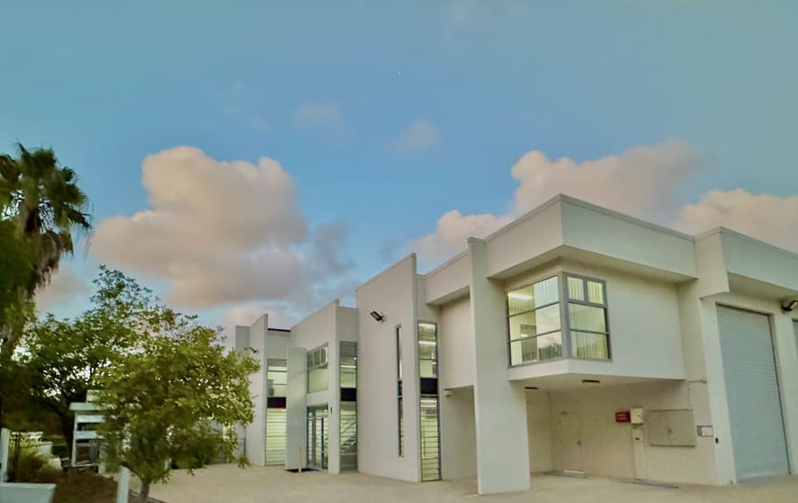 Click to view all images 1/26 Newheath Drive Arundel QLD 4214 - Image 2