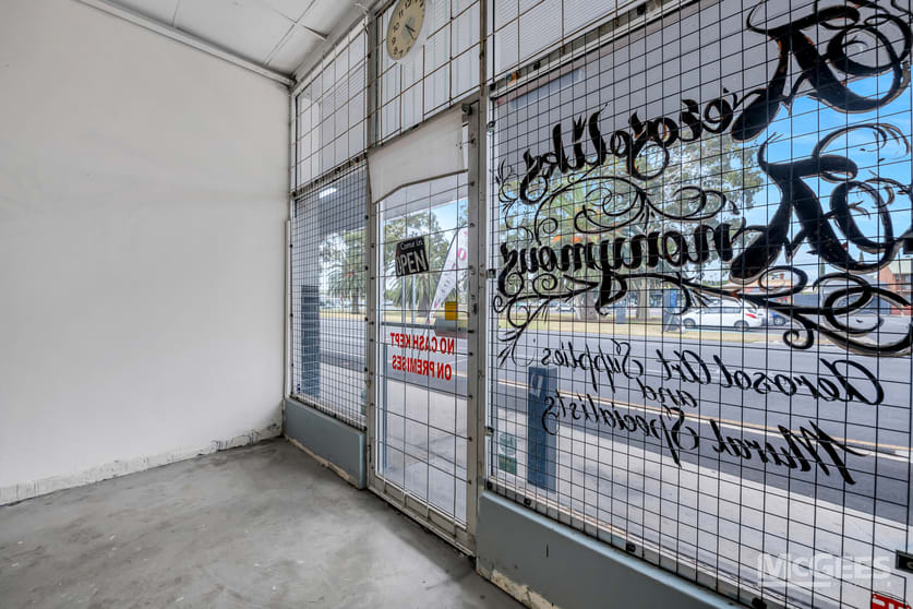 Click to view all images 1/143-145 Port Road Queenstown SA 5014 - Image 3