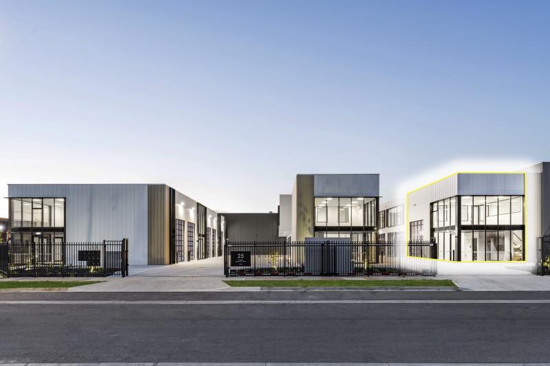 Click to view all images Unit 1/25 Robbins Circuit Williamstown North VIC 3016 - Image 2