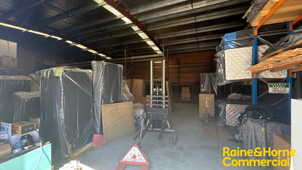 Click to view all images Unit 3/109 Junction Road Moorebank NSW 2170 - Image 2