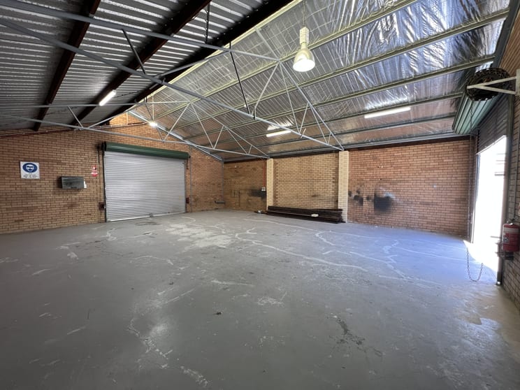 67 Dowd Street Welshpool WA 6106 - Image 2