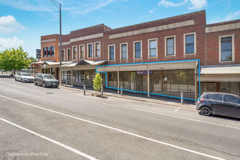 Click to view all images 4 Victoria Street Bakery Hill VIC 3350 - Image 1