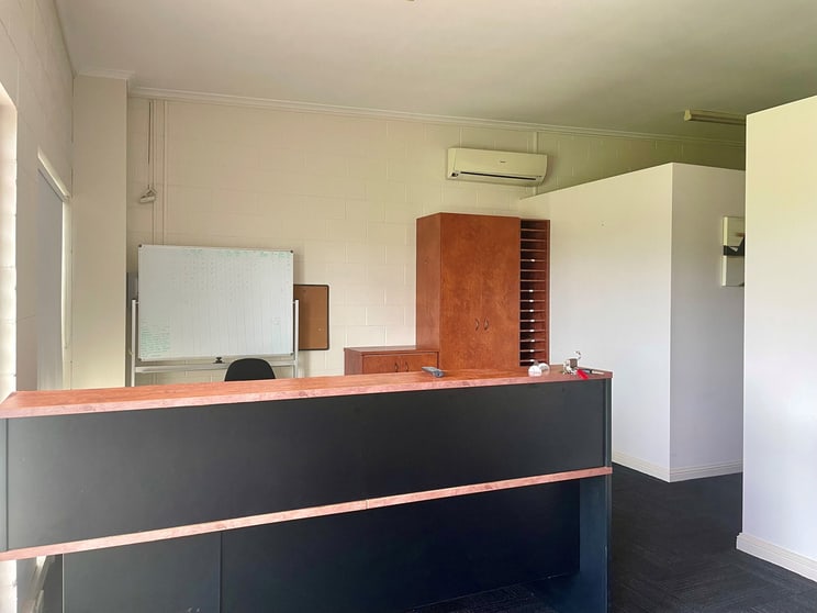 Click to view all images Unit 1/662 Stuart Highway Berrimah NT 0828 - Image 3