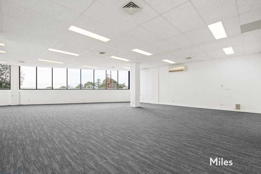 Level A 42 Upper Heidelberg Road Ivanhoe VIC 3079 - Image 3
