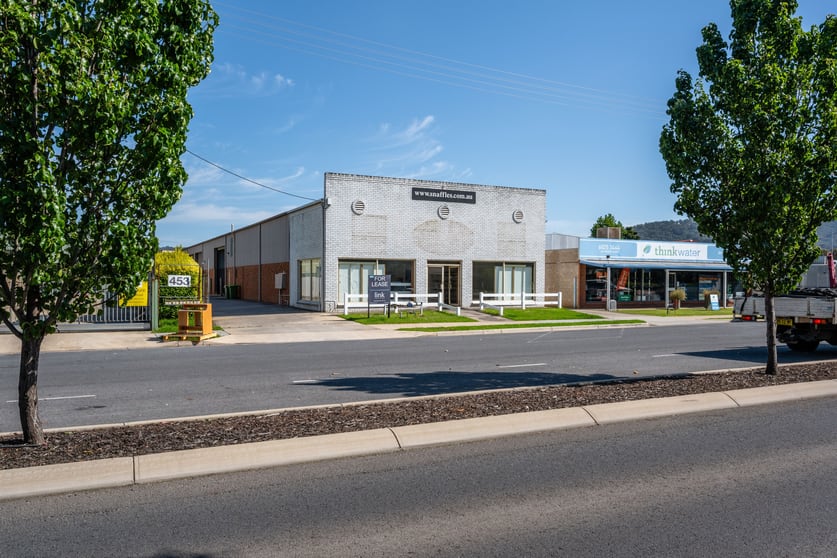 Click to view all images 1/453 Wagga Road Lavington NSW 2641 - Image 1