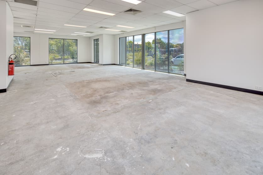Click to view all images 6a/3-19 University Drive Meadowbrook QLD 4131 - Image 3