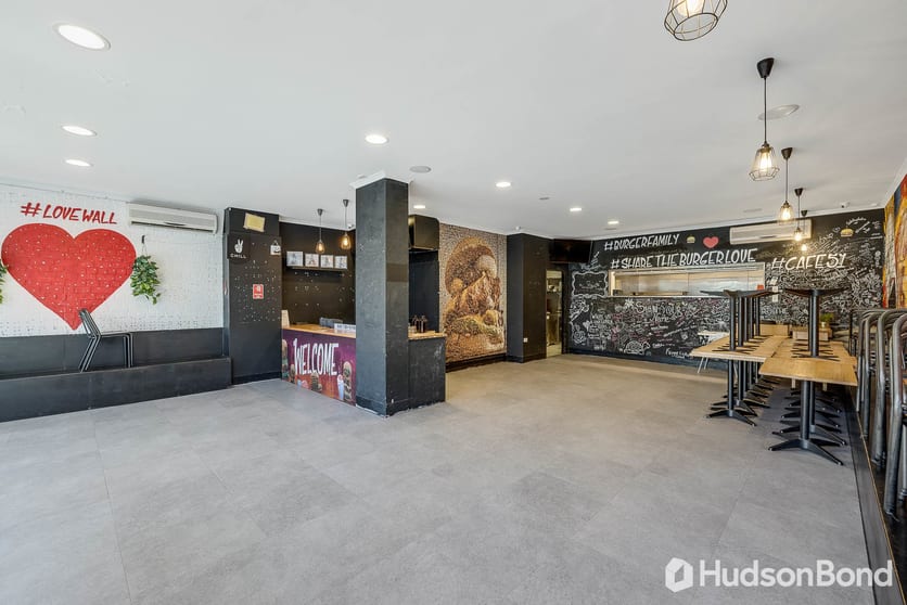 Click to view all images 11A/60 Fitzroy Street St Kilda VIC 3182 - Image 2