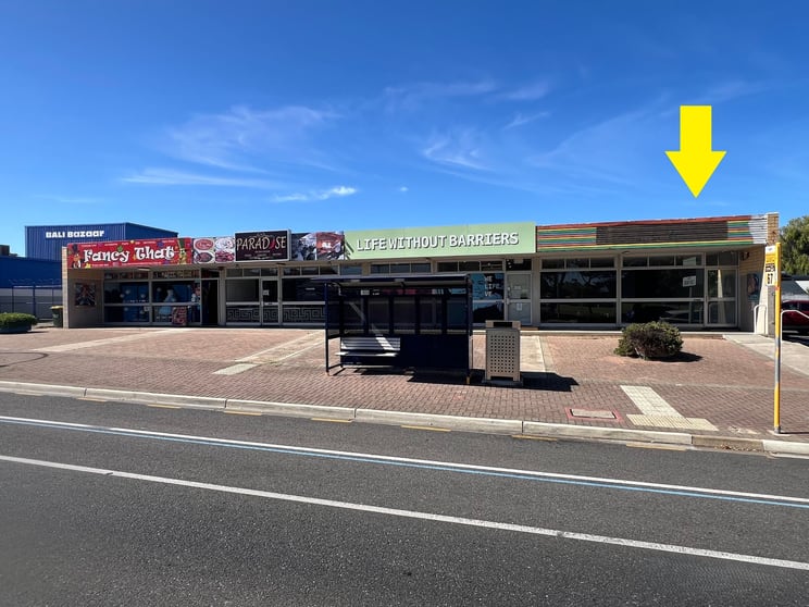 Click to view all images 3/90-92 Beach Road Christies Beach SA 5165 - Image 1