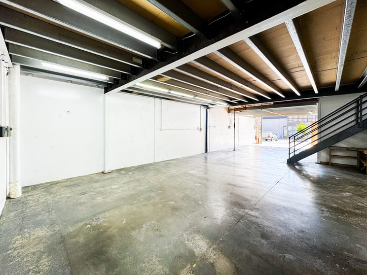 Click to view all images 9/756 Burwood Highway Ferntree Gully VIC 3156 - Image 3