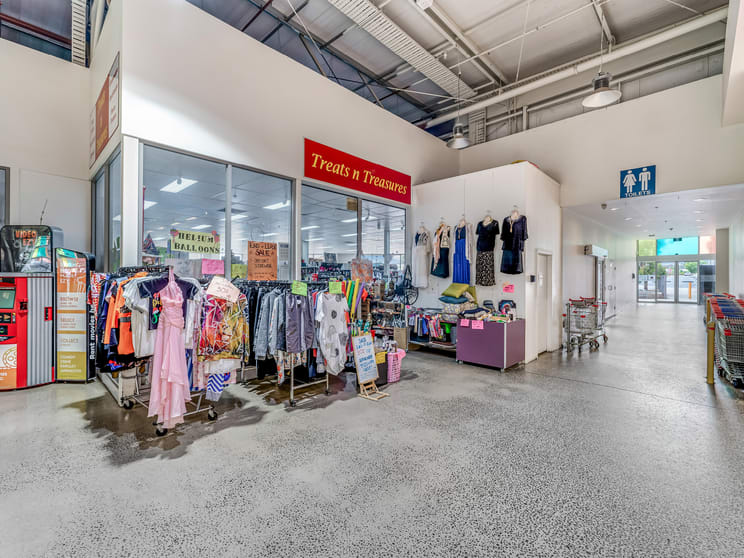 Click to view all images Shop 5 & 6/92-96 Burke Street Maryborough VIC 3465 - Image 2