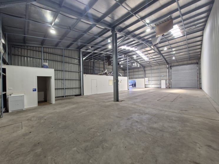 Click to view all images 16/96 Mount Perry Road Bundaberg North QLD 4670 - Image 3