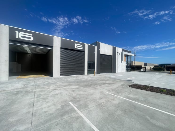 16/19-27 Bubb Street Moe VIC 3825 - Image 3