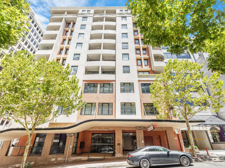 Click to view all images Shop 8/25-29 Berry Street North Sydney NSW 2060 - Image 1