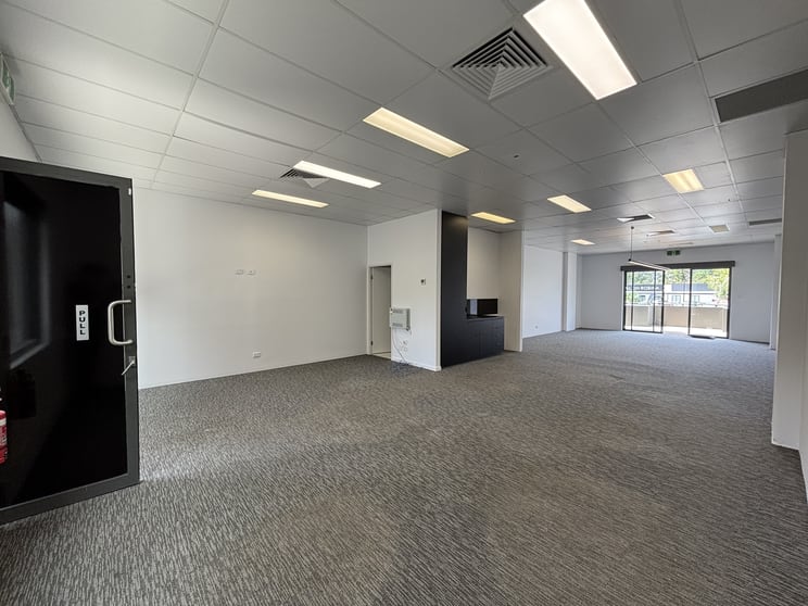 12/2 Acacia Court Robina QLD 4226 - Image 2