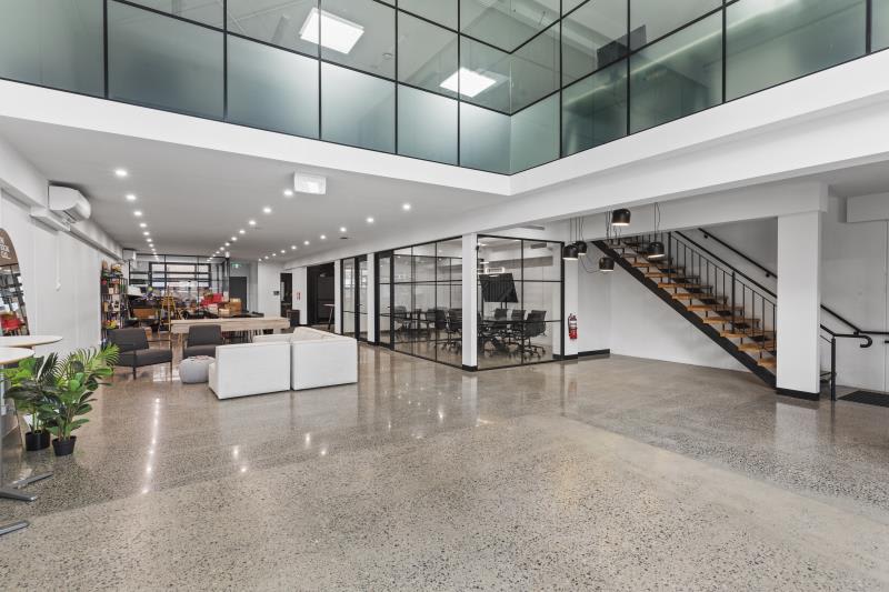 Click to view all images 81 Green Street Cremorne VIC 3121 - Image 2