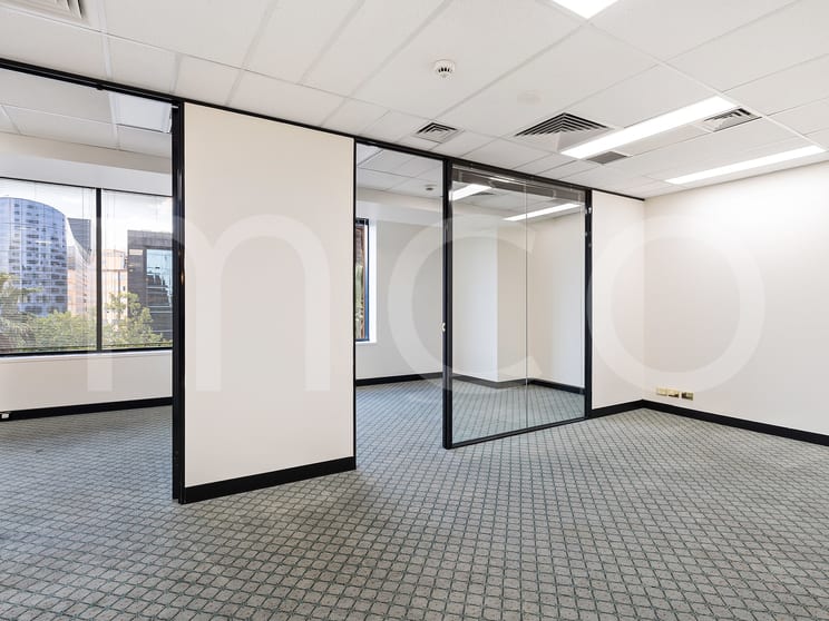 Click to view all images Suite 402/566 St Kilda Road Melbourne VIC 3004 - Image 2