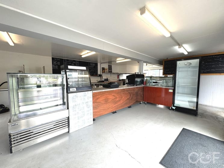 Click to view all images Cafe 4/1 Enterprise Drive Berkeley Vale NSW 2261 - Image 3