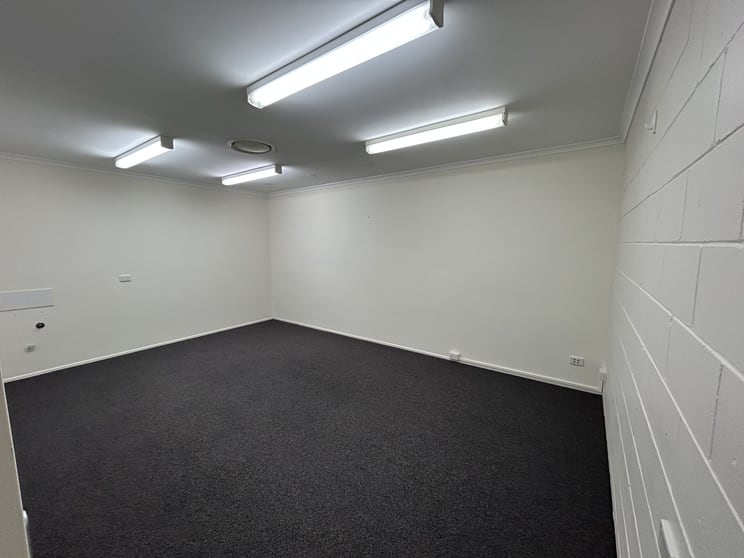 Click to view all images 8/59 Torquay Road Pialba QLD 4655 - Image 2