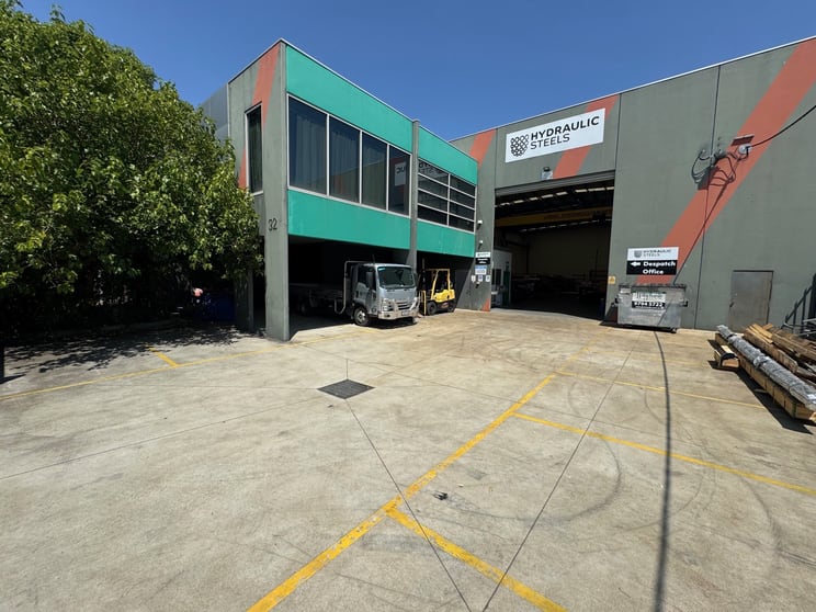 Click to view all images 32 Swift Way Dandenong South VIC 3175 - Image 1