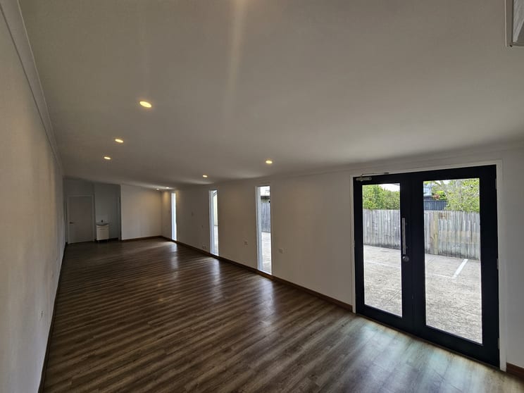 2/204 Oxley Road Graceville QLD 4075 - Image 2