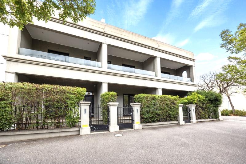 Click to view all images 171 Park Street South Melbourne VIC 3205 - Image 3