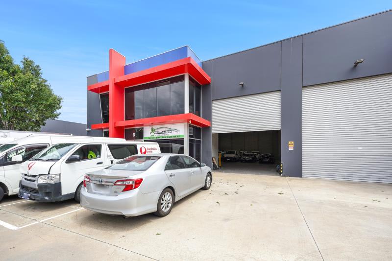 Click to view all images 6/17-23 Keppel Drive Hallam VIC 3803 - Image 1
