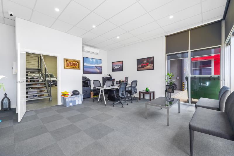Click to view all images 6/17-23 Keppel Drive Hallam VIC 3803 - Image 2