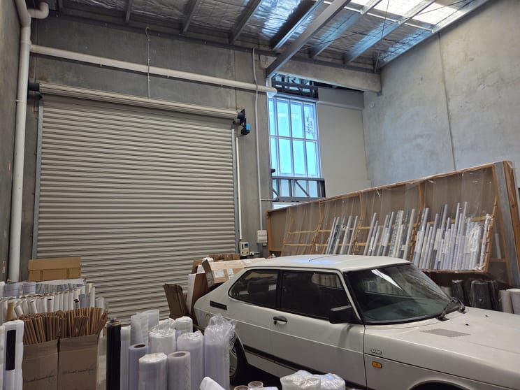 Click to view all images 6/14-16 Lens Street Coburg North VIC 3058 - Image 2