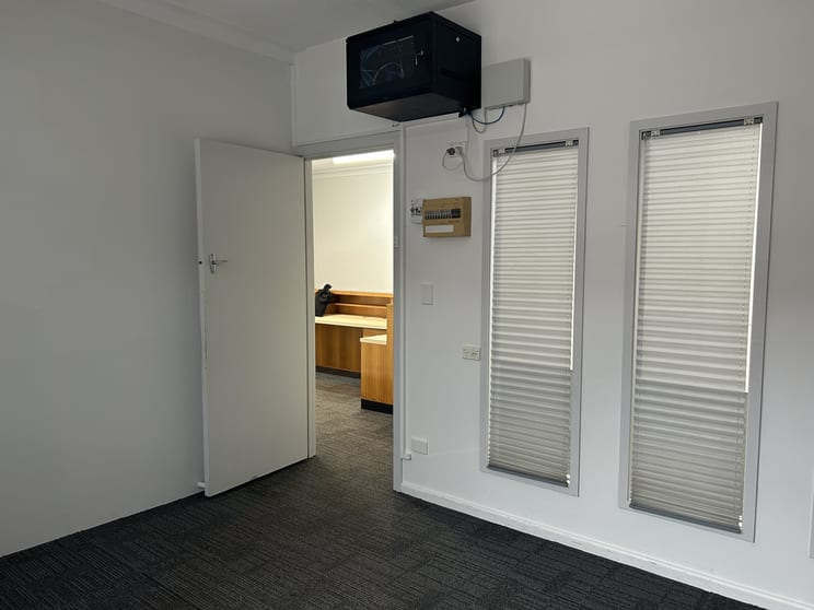 5 Rodway Arcade Nowra NSW 2541 - Image 3