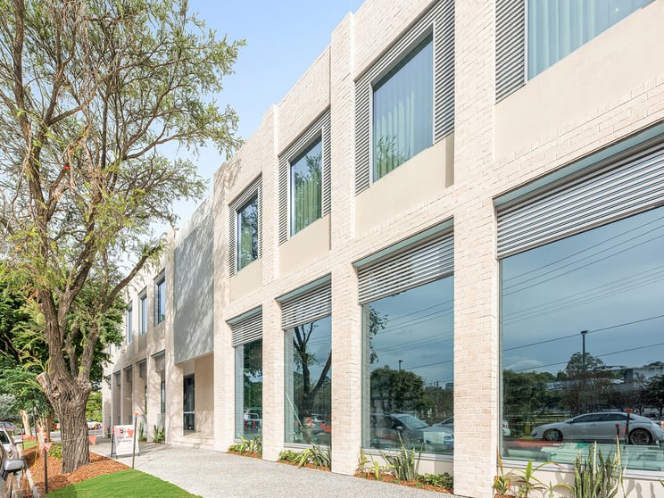 Click to view all images 109 Clarence Road Indooroopilly QLD 4068 - Image 5