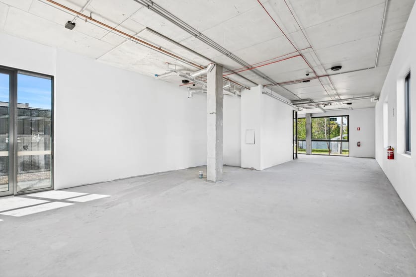 90 Autumn Street Geelong West VIC 3218 - Image 2