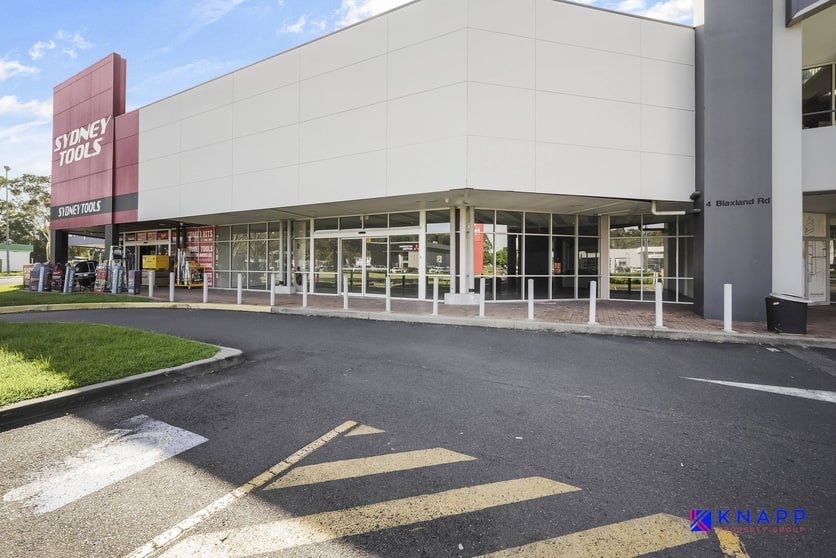 Click to view all images 4/4 Blaxland Rd Campbelltown NSW 2560 - Image 2
