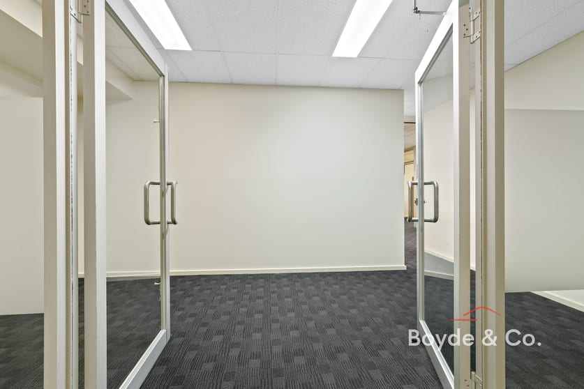 2B/37 Princes Way Drouin VIC 3818 - Image 1