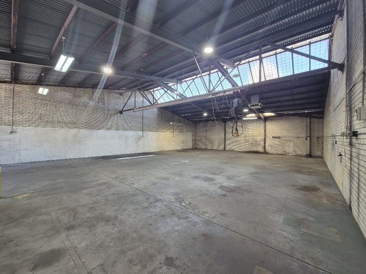 2/4 Pritchard Street O'connor WA 6163 - Image 1