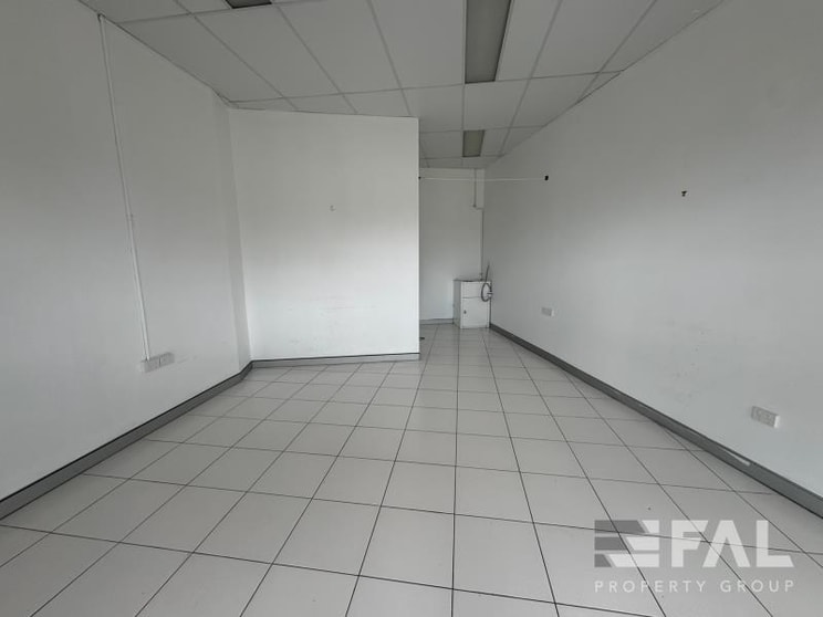 Click to view all images Ground Shop 5/3 William Street Goodna QLD 4300 - Image 3