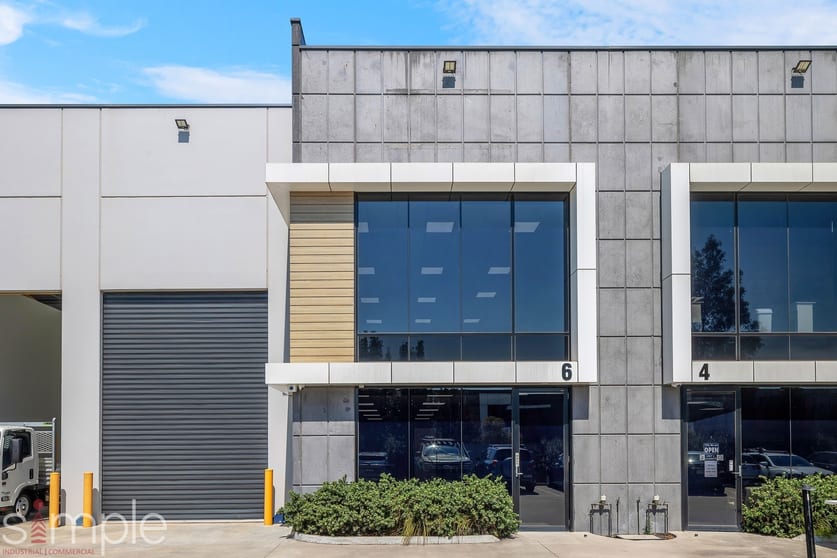 Click to view all images 6 Adriatic Way Keysborough VIC 3173 - Image 2