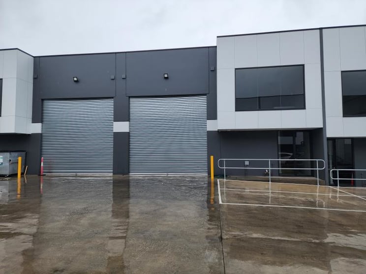 Click to view all images 3/11-13 Burnett Street Somerton VIC 3062 - Image 1