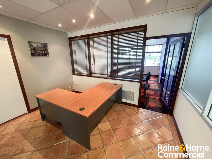 Click to view all images 13/40 Brookes Street Bowen Hills QLD 4006 - Image 3