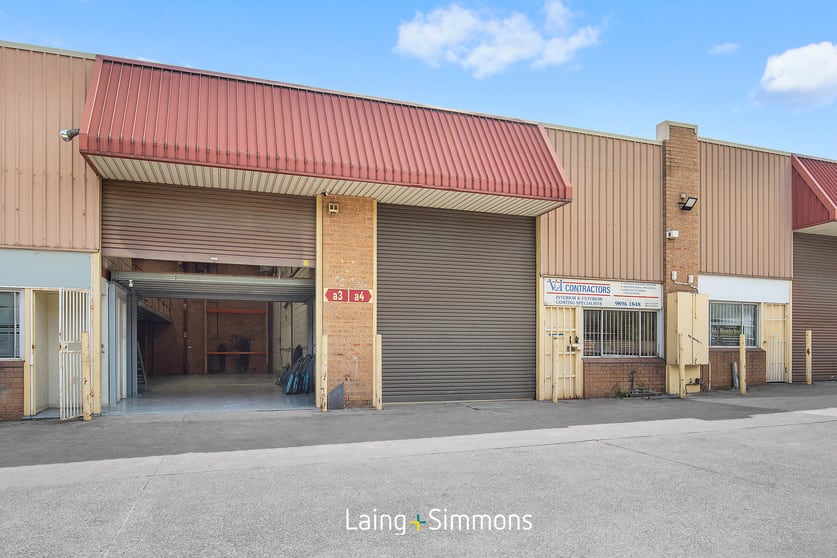 Click to view all images 4a/16a Amax Avenue Girraween NSW 2145 - Image 1