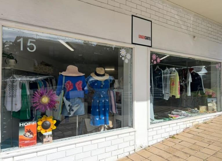 Click to view all images Freshwater NSW 2096 - Image 2