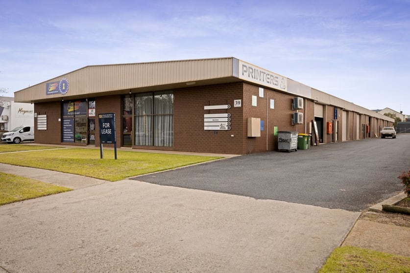 4/39-41 Hovell Street Wodonga VIC 3690 - Image 1